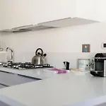 Attico Gi-ro Naples